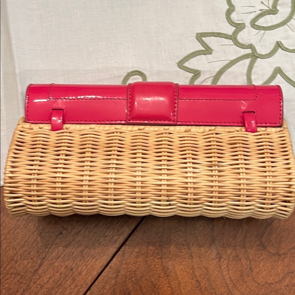 Banana Republic Woven Straw Clutch with Pink Trim and Gold Hardware - Picture 4 of 4